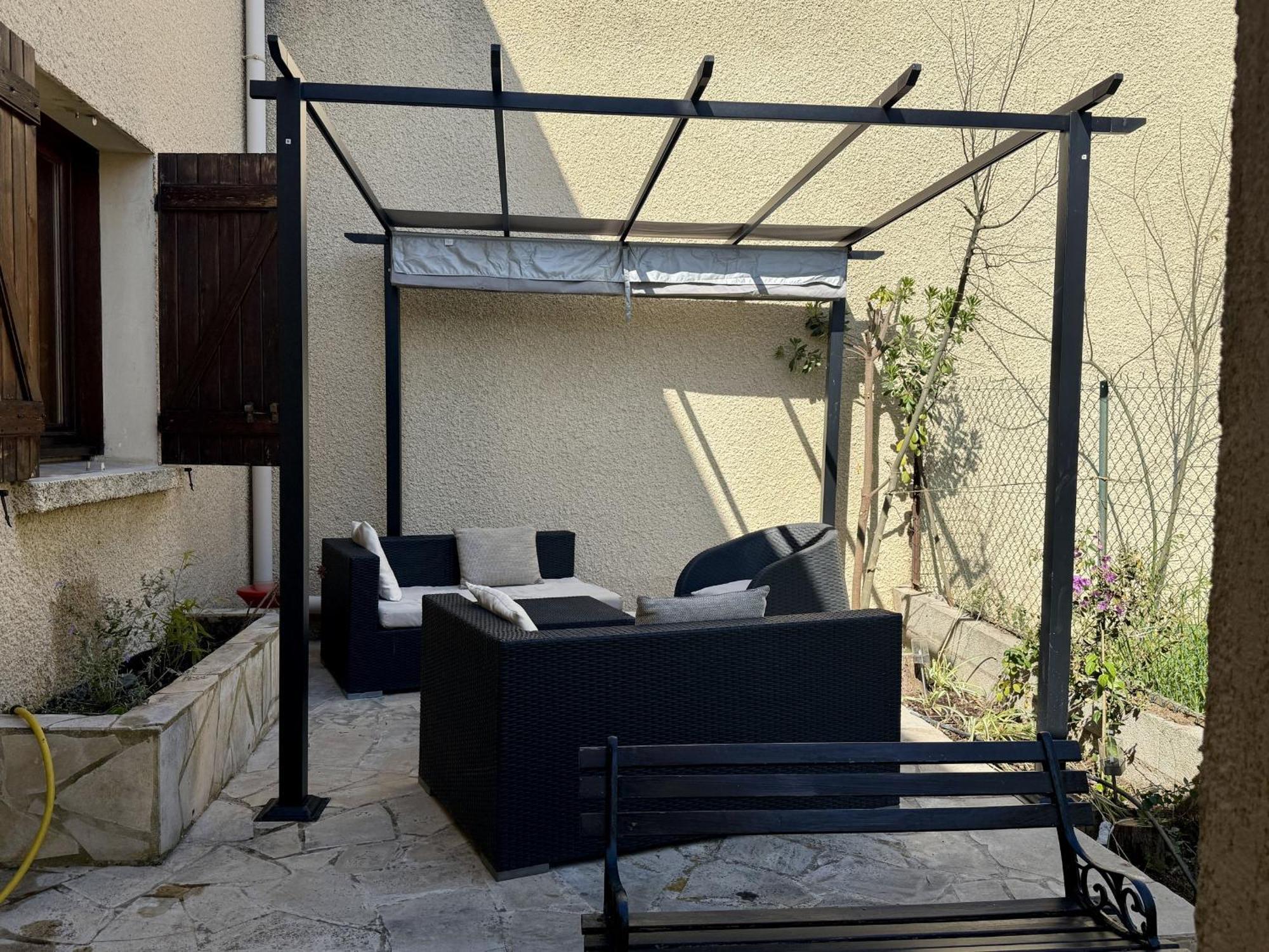 Holiday home Maison Avec Jardin Et Terrasse, 3 A - Fr-1-338-612 Sete